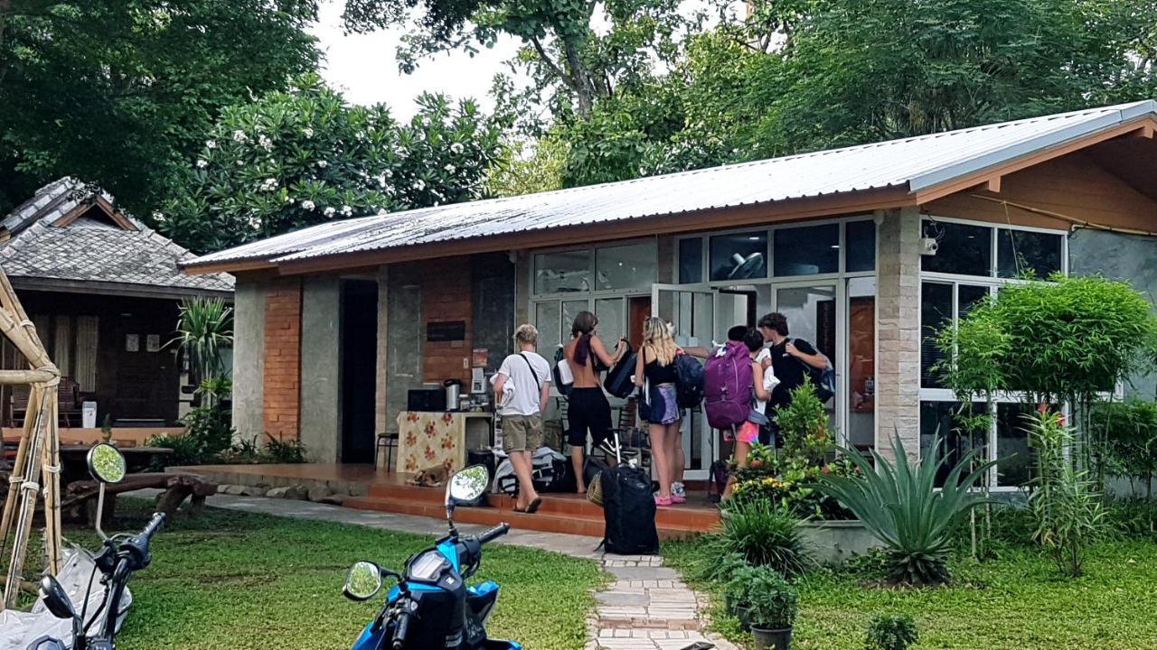 Brick House Hostel Pai Extérieur photo