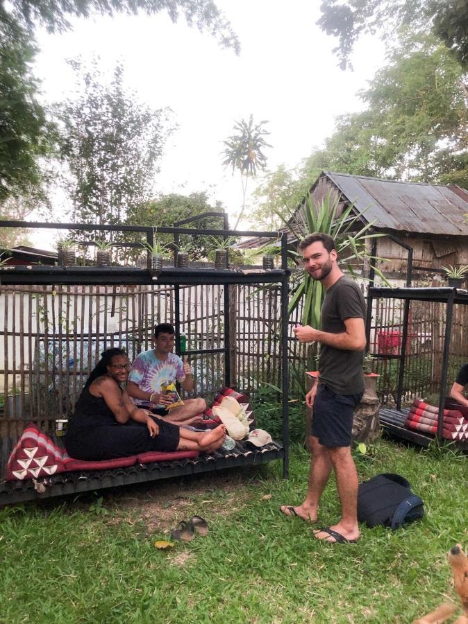 Brick House Hostel Pai Extérieur photo